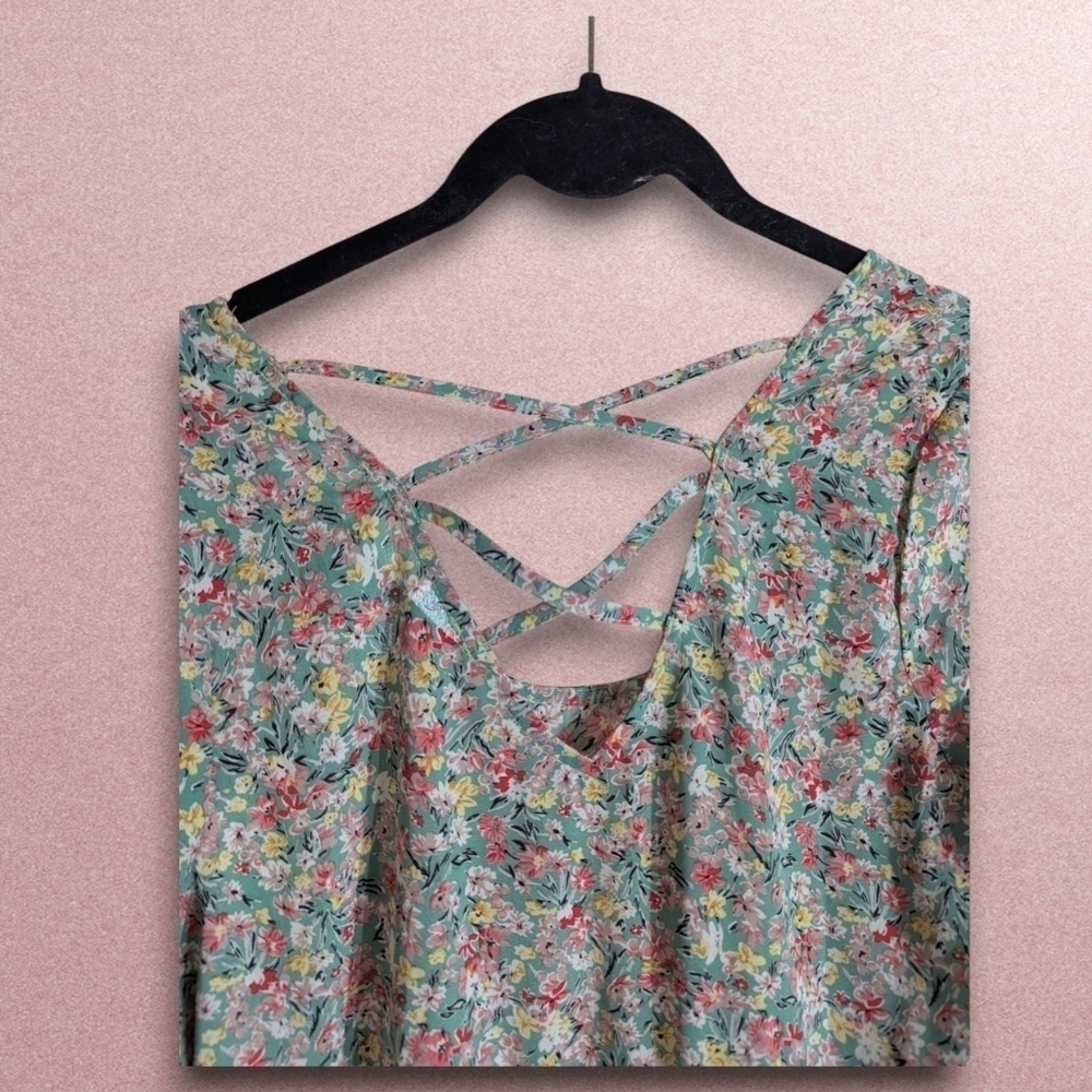 NWT Umgee Floral Teired Dress Size Small - Picture 6 of 11